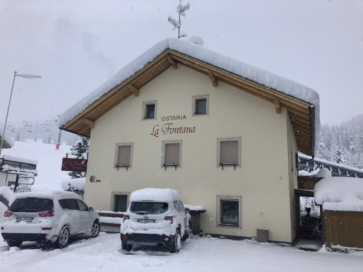 Ostaria La Fontana Hotel Corvara In Badia Exterior photo