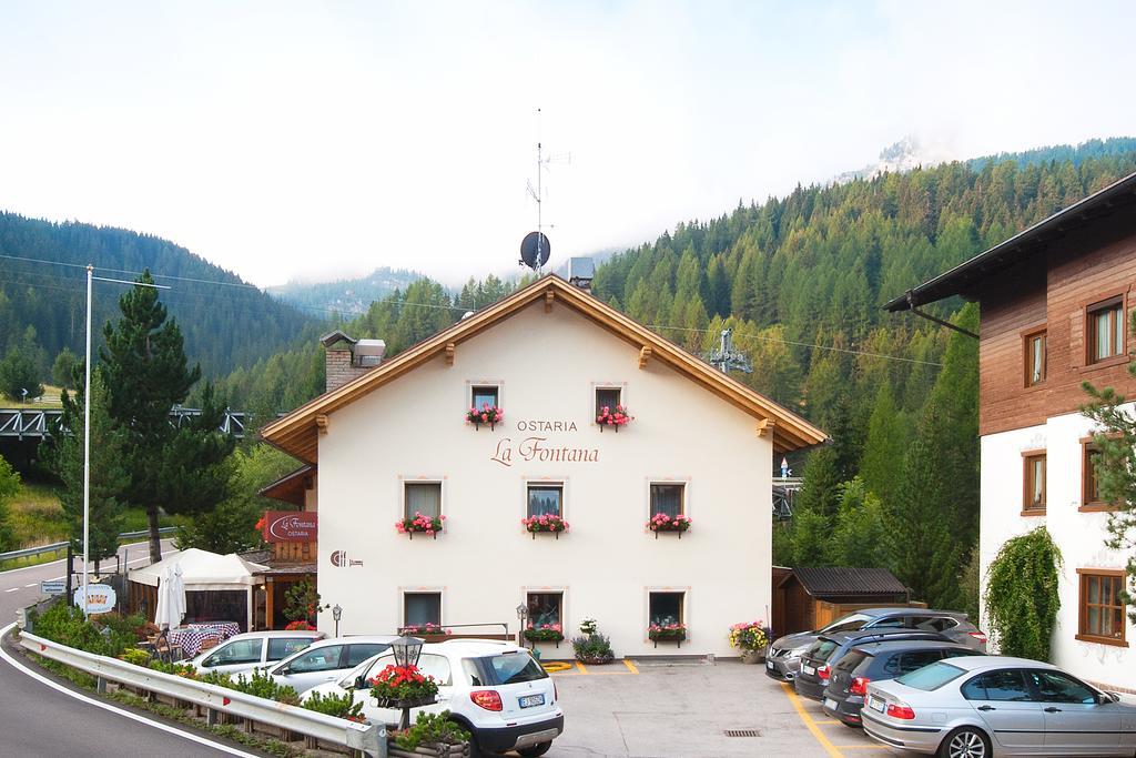 Ostaria La Fontana Hotel Corvara In Badia Exterior photo