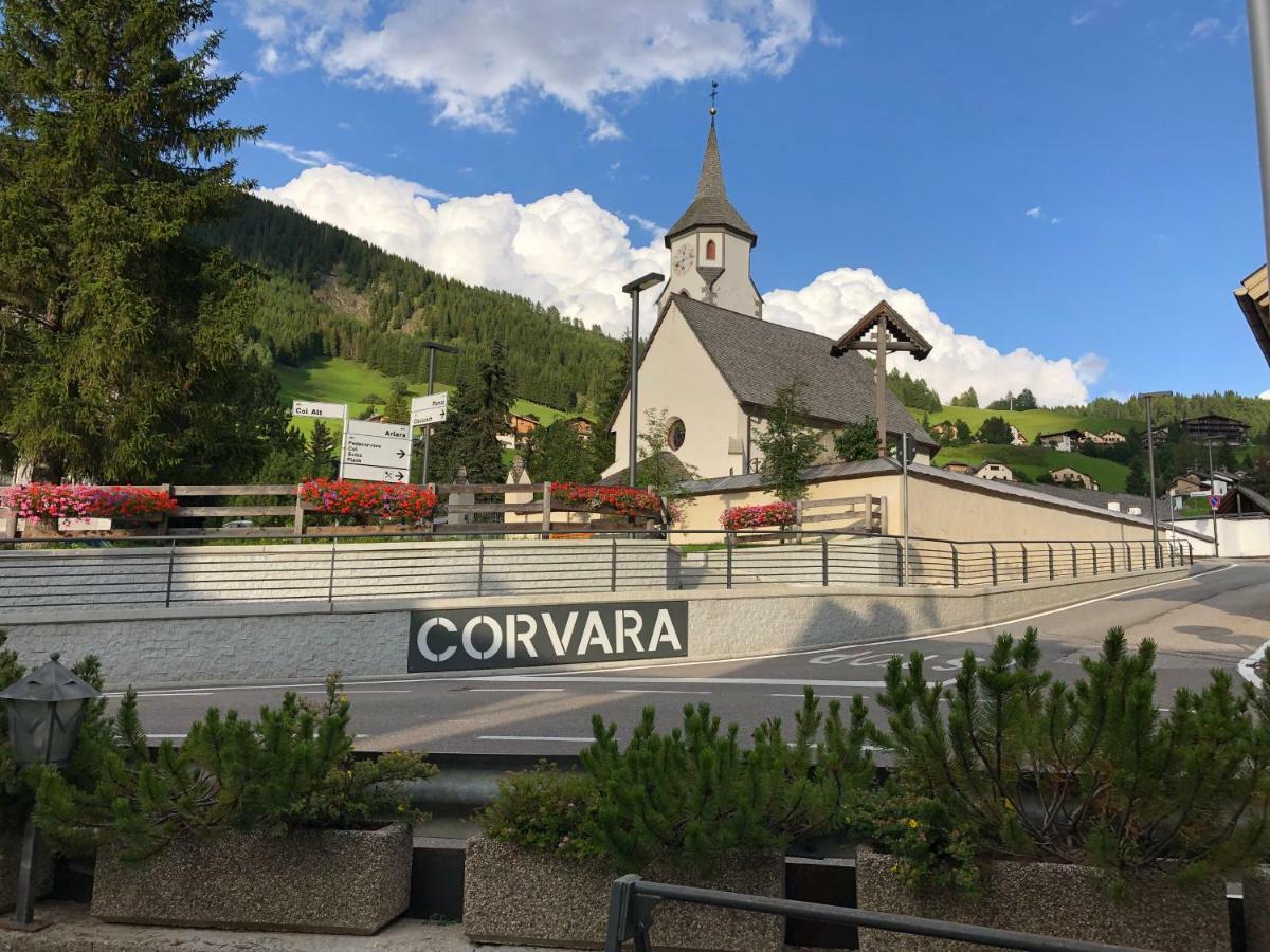 Ostaria La Fontana Hotel Corvara In Badia Exterior photo